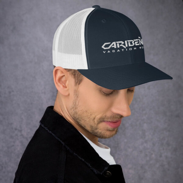 Gorra tipo trucker Caribeño