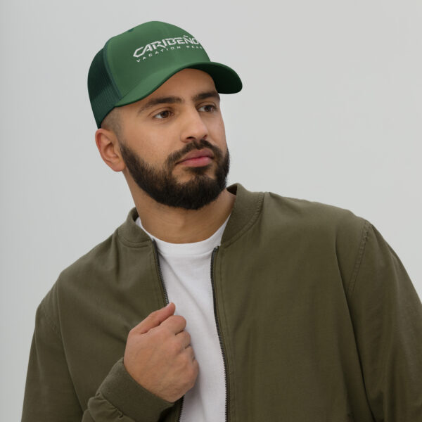 Gorra Tipo Trucker Caribeño