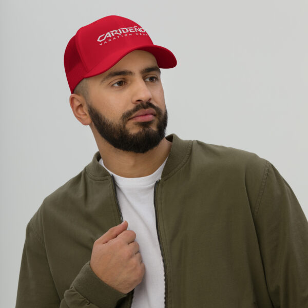 Gorra Tipo Trucker Caribeño
