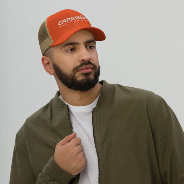 Gorra Tipo Trucker Caribeño